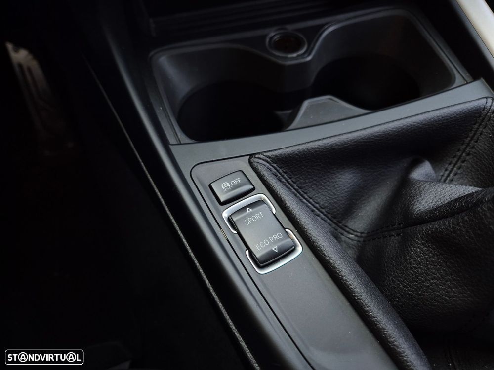 BMW 116 d EfficientDynamics - 32