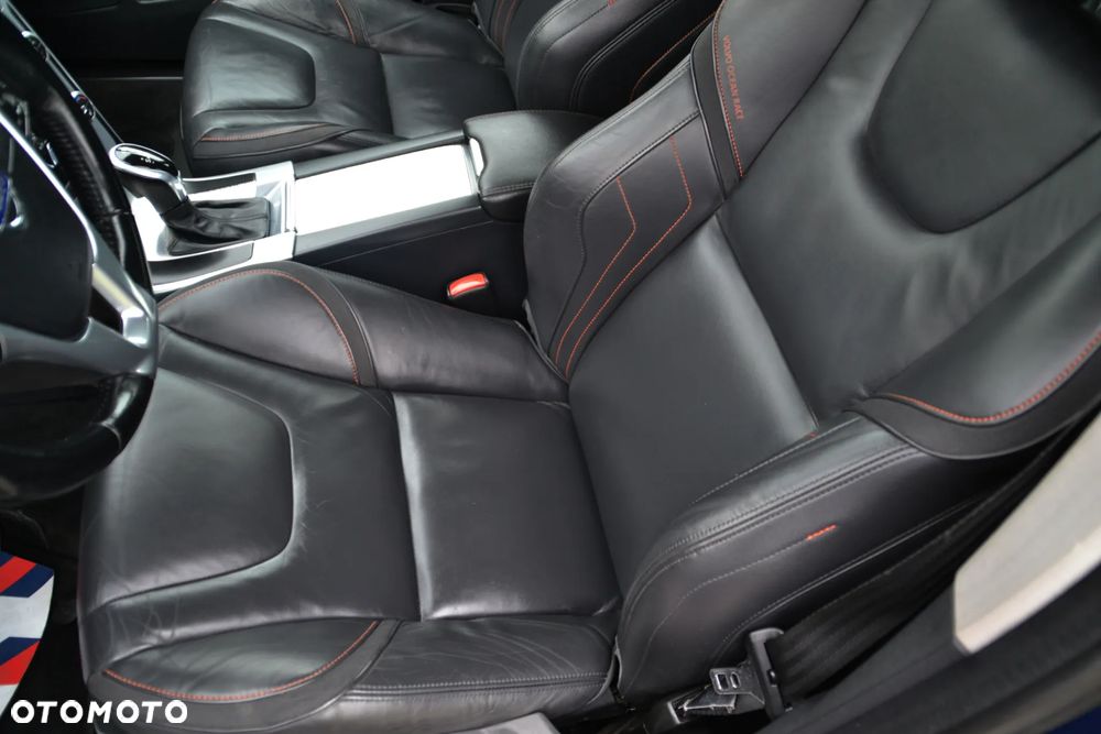 Volvo XC 60 D4 Geartronic Ocean Race - 24