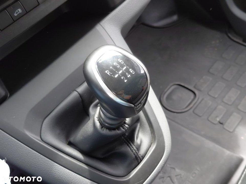 Peugeot expert - 23
