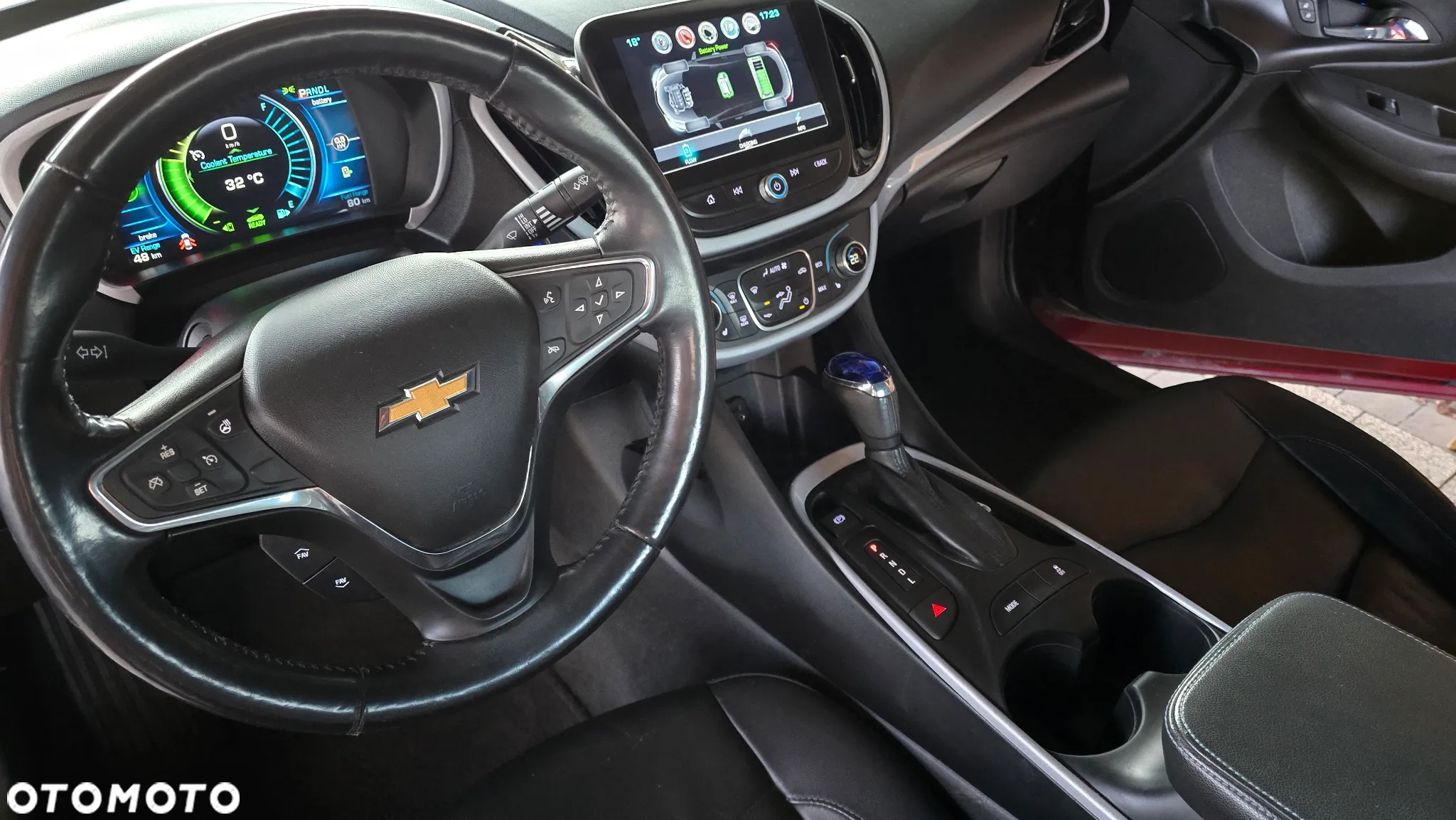 Chevrolet Volt - 30
