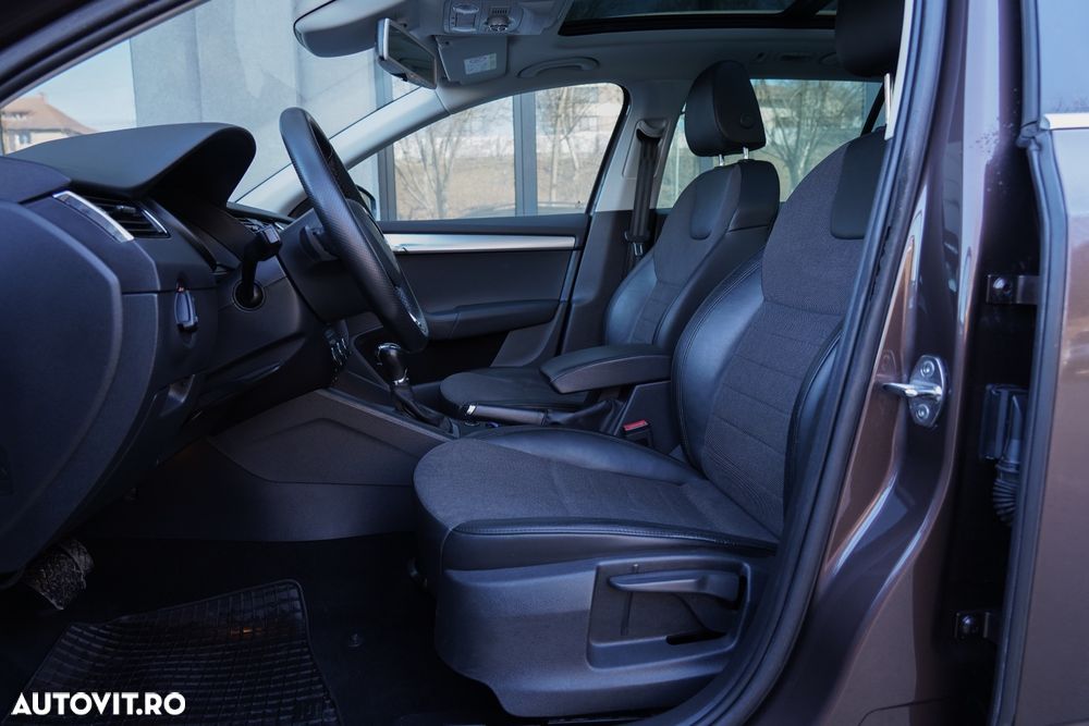 Skoda Octavia 2.0 TDI DSG Style - 20