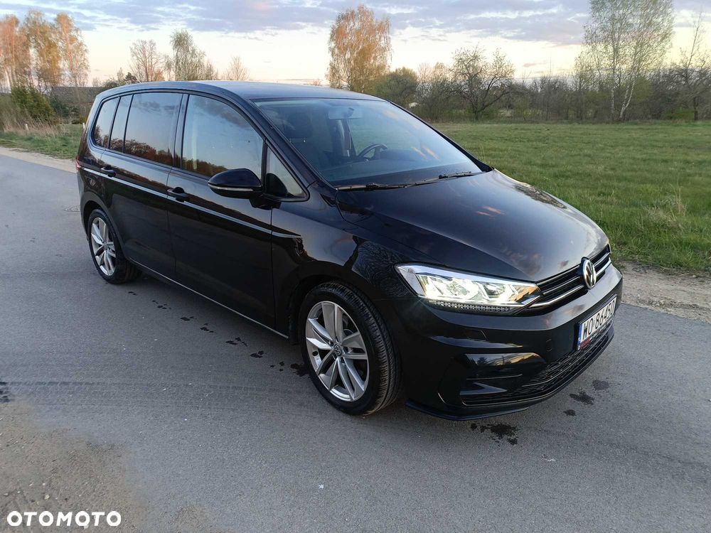 Volkswagen Touran - 3
