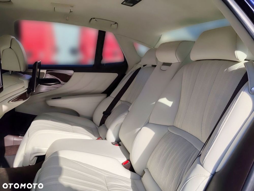 Lexus LS 500 Omotenashi AWD - 12