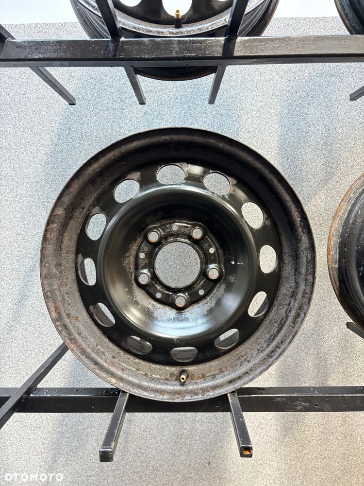4 Felgi  Stal Bmw Seri 3, E46, 15", ET42 - 4