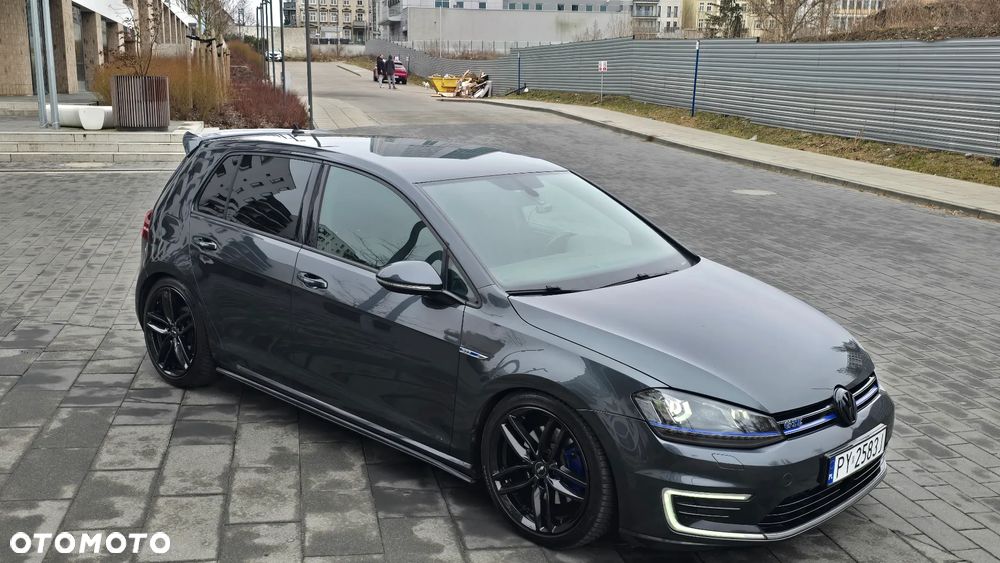 Volkswagen Golf 1.4 GTE Plug-In-Hybrid DSG - 1