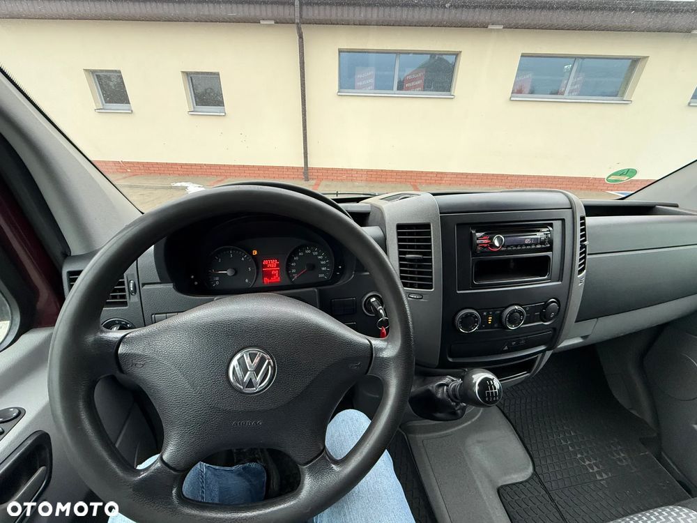 Volkswagen Crafter - 13