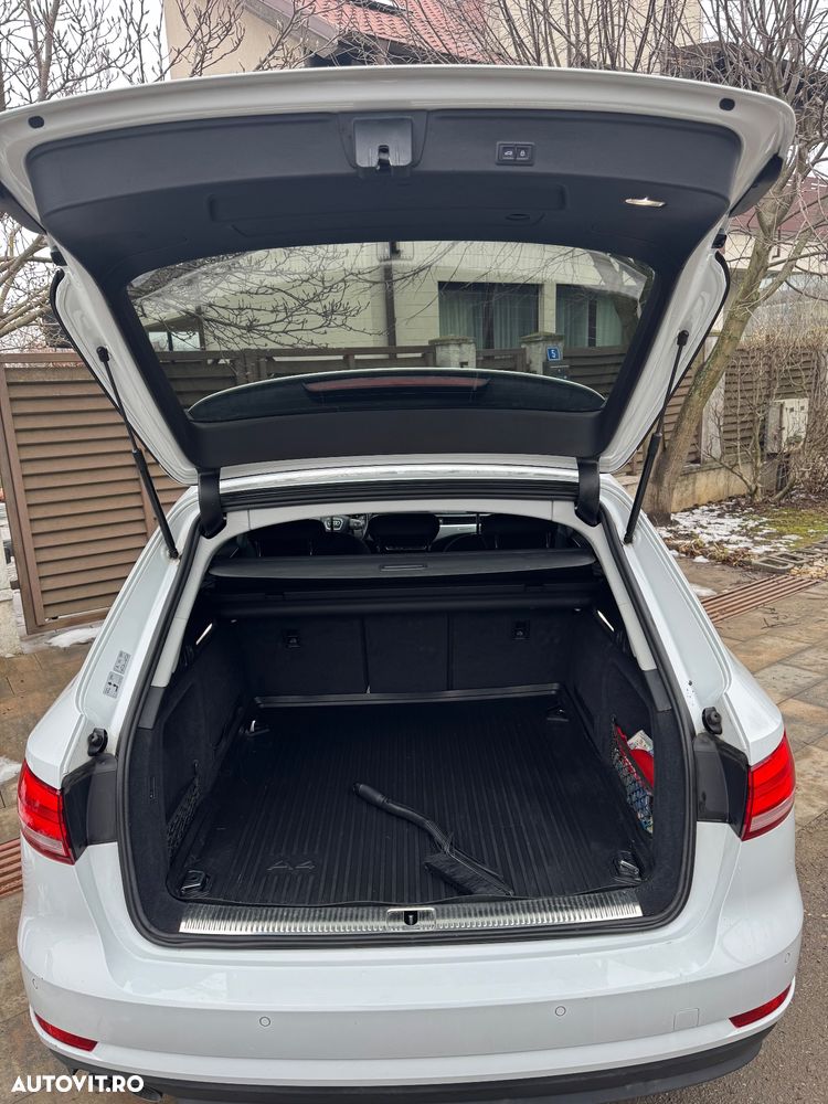 Audi A4 2.0 TDI quattro S tronic - 16