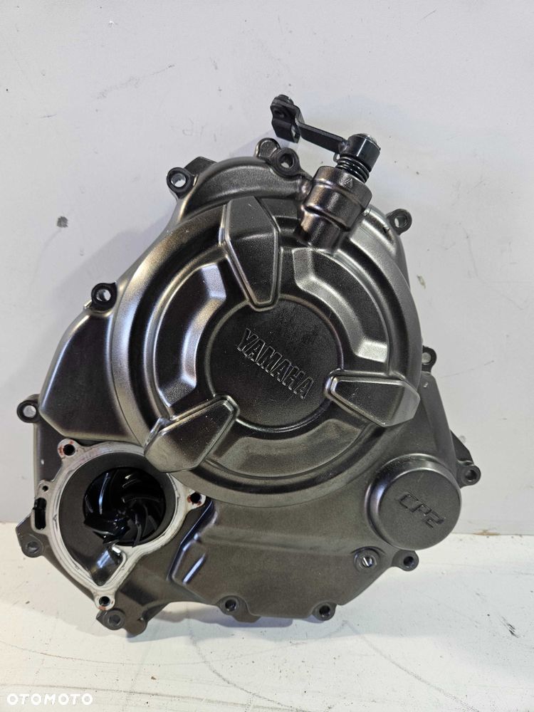 YAMAHA MT 07 Dekiel sprzęgła obudowa silnika - 7