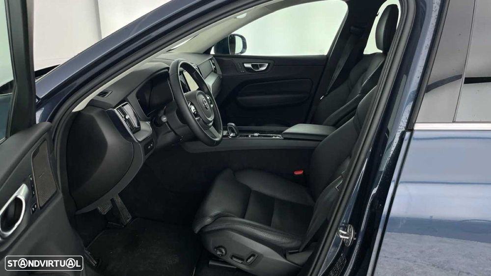 Volvo XC 60 2.0 T6 PHEV Plus Bright AWD - 2