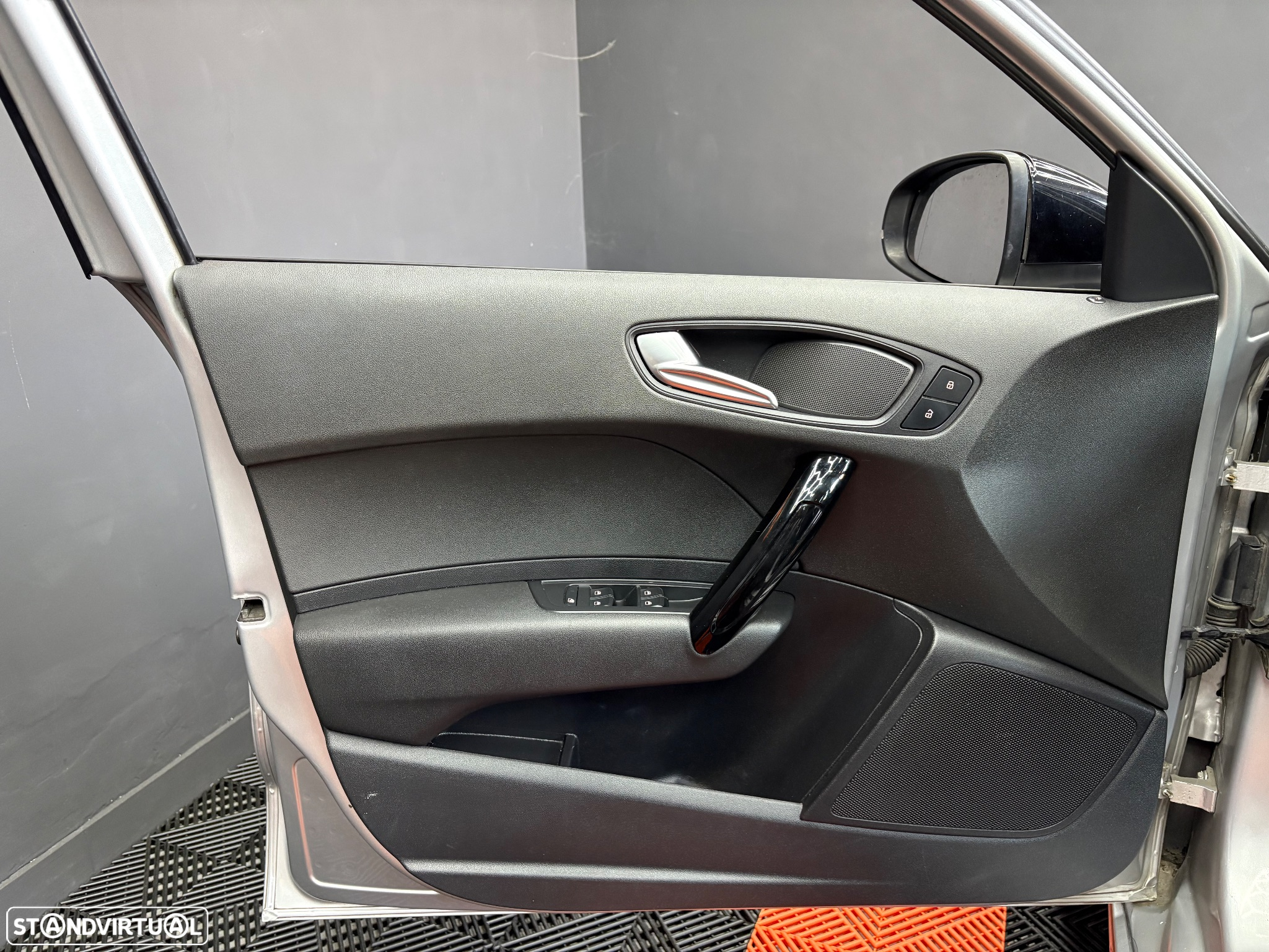 Audi A1 Sportback 1.6 TDI S-line - 31