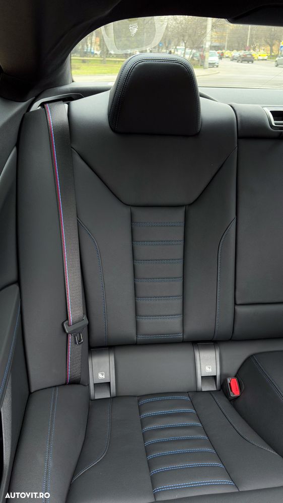 BMW Seria 4 M440i xDrive AT MHEV - 38