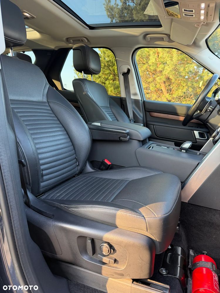 Land Rover Discovery 3.0 D250 mHEV R-Dynamic SE - 15