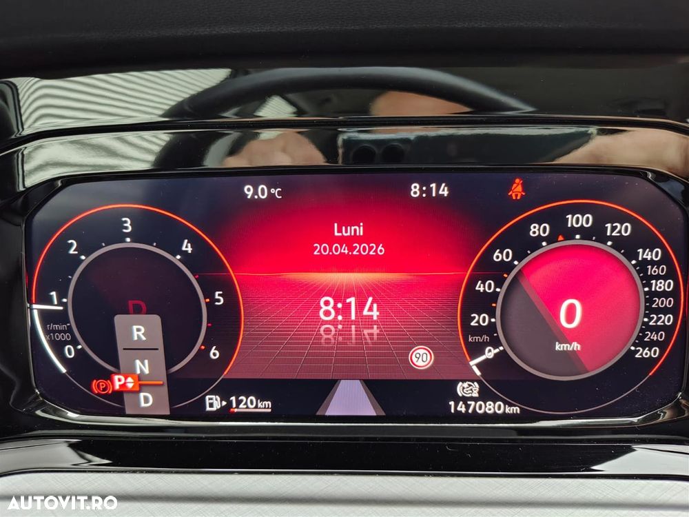 Volkswagen Golf - 18