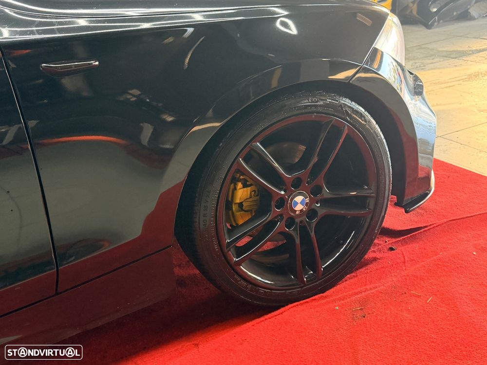 BMW 120 d Limited Edition Lifestyle c/ M Sport Pack - 13