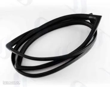 Borracha do vidro parabrisas Nissan Patrol Y60 72710-06J25 - 1