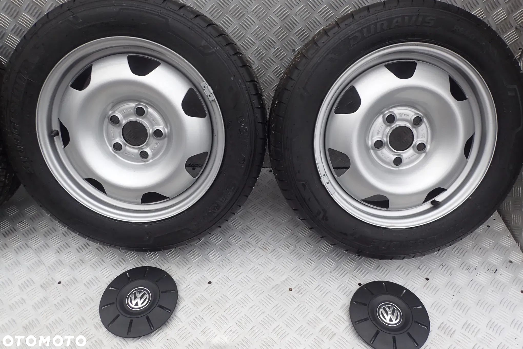 KOŁA FELGI STALOWE VW T5 T6 7JX17 ET 55 5X120 7E0601027B Z OPONAMI LATO 215/60/17 KOMPLET - 2