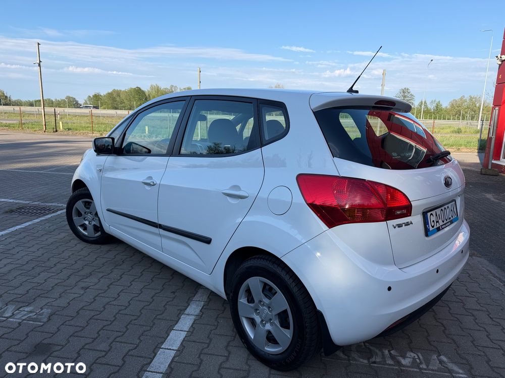 Kia Venga 1.4 M - 6