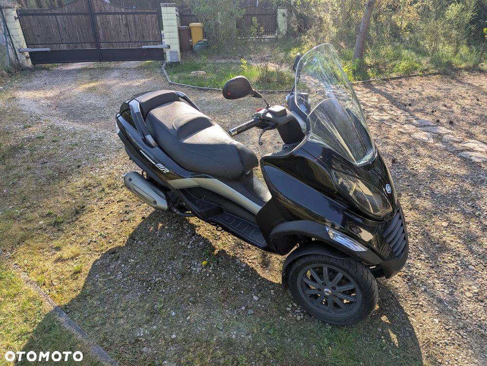 Piaggio MP-3 - 3