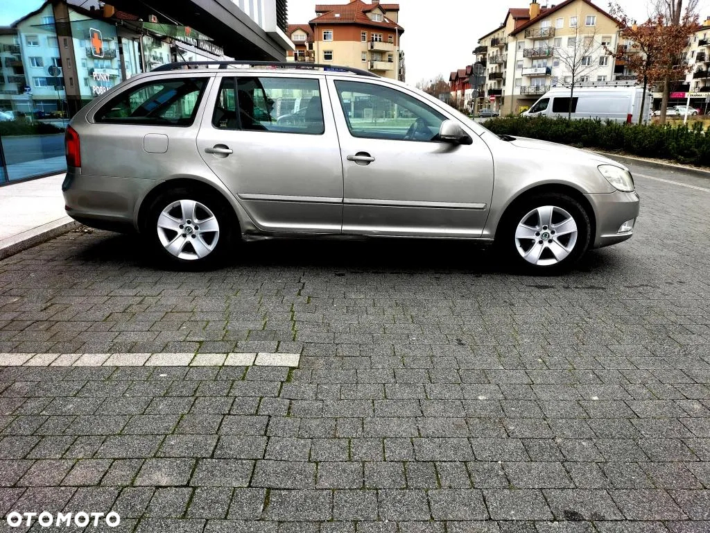Skoda Octavia 2.0 TDI Ambiente - 5