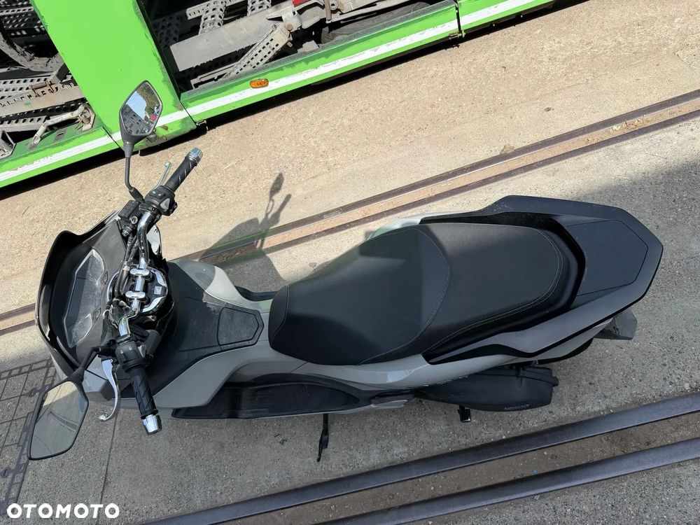 Honda PCX - 5
