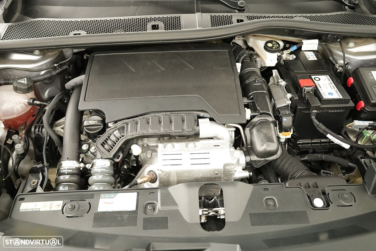 Peugeot 2008 1.2 PureTech Allure - 25