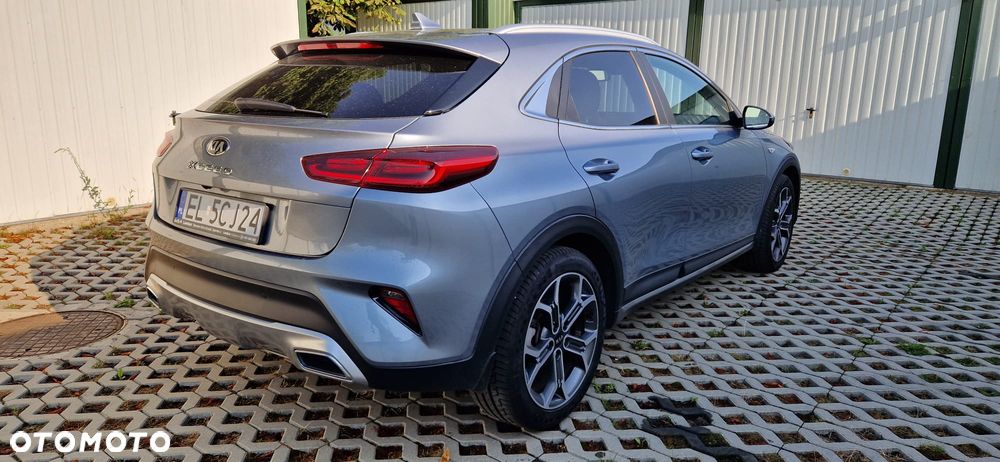 Kia XCeed 1.5 T-GDI M DCT - 2