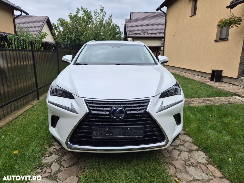 Lexus Seria NX - 20