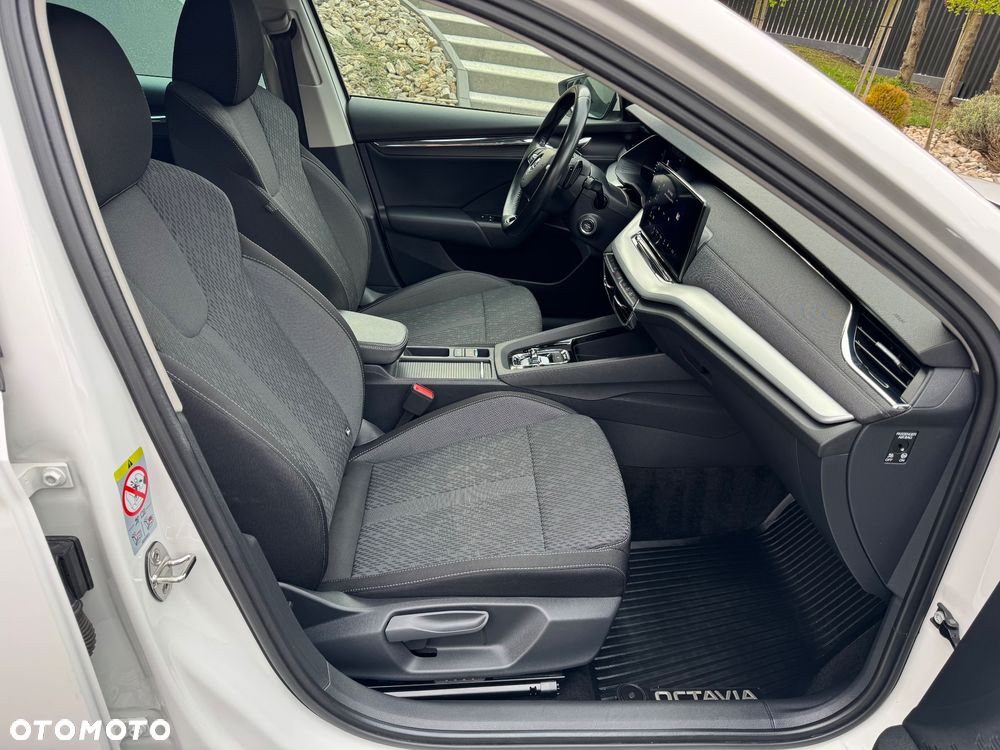 Skoda Octavia 2.0 TSI 4x4 Style DSG - 25