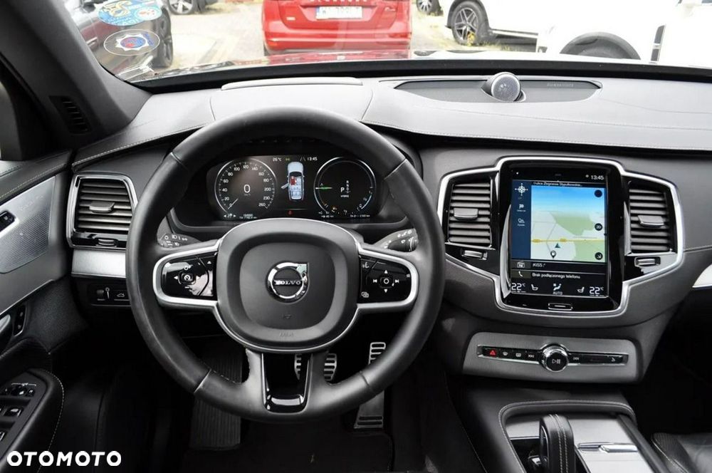 Volvo XC 90 T8 AWD Plug-In Hybrid R-Design 7os - 37