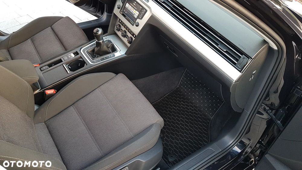 Volkswagen Passat 2.0 TDI BMT Highline - 8