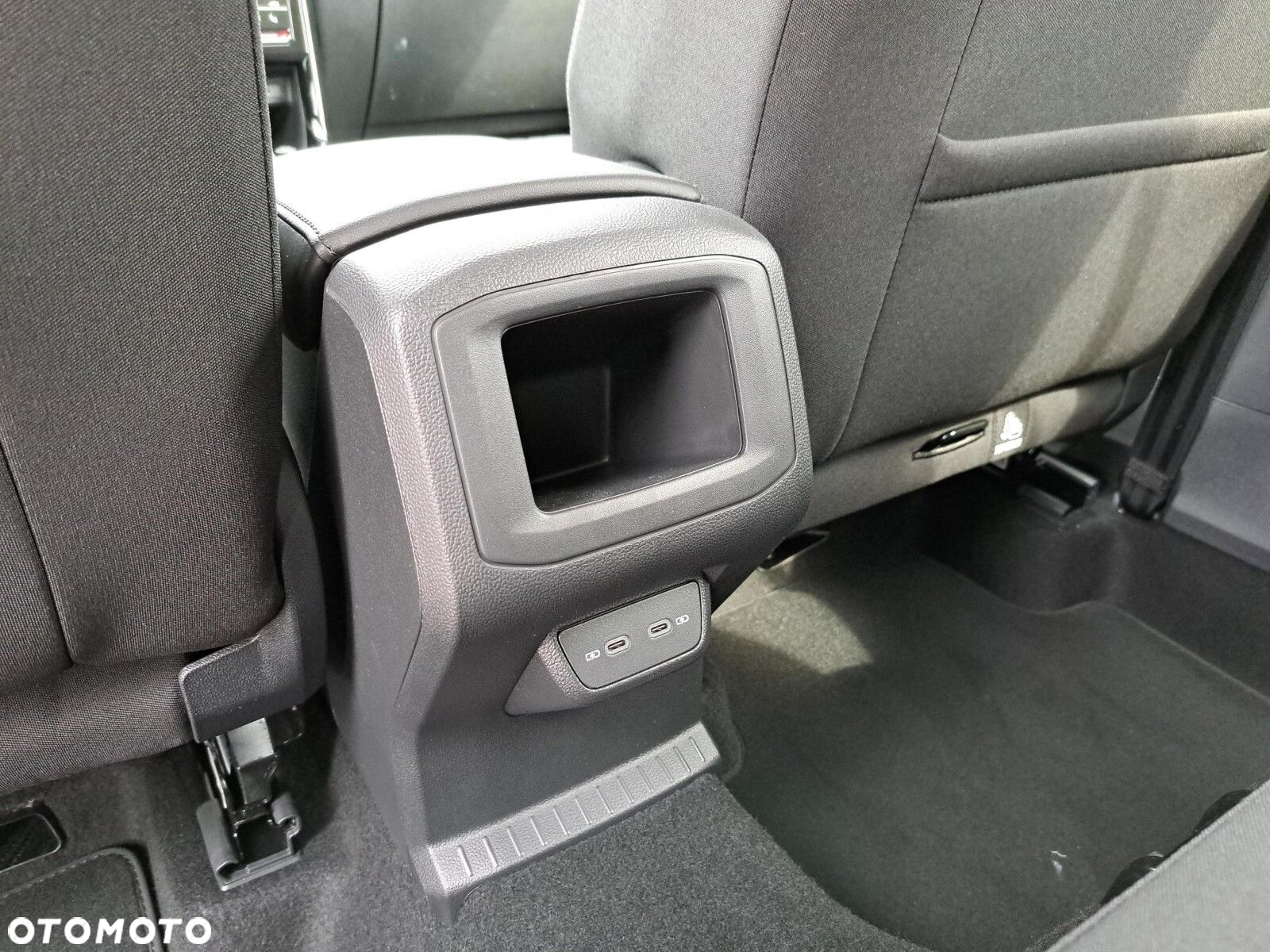 Volkswagen T-Cross - 25