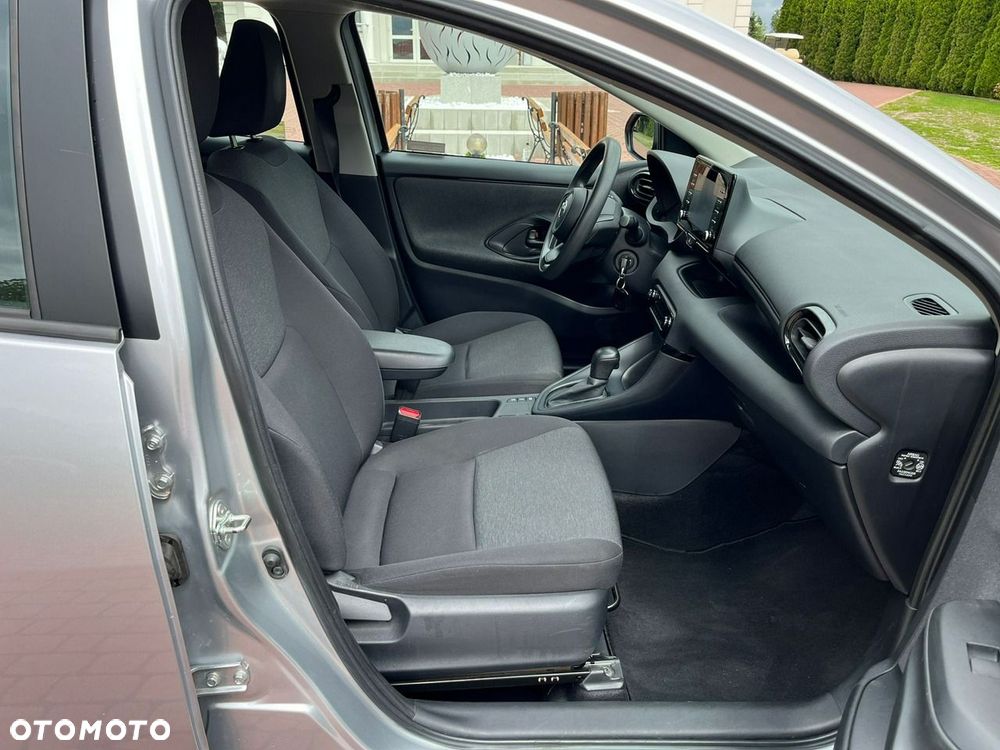 Toyota Yaris - 36