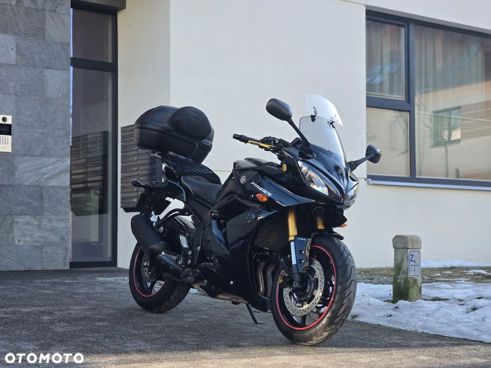 Yamaha FZ8 - 1