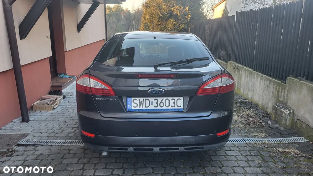 Ford Mondeo 2.0 Titanium - 23