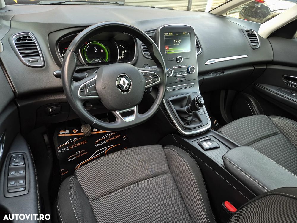 Renault Grand Scenic ENERGY TCe 140 LIMITED - 15