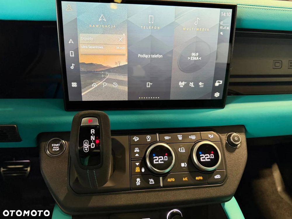 Land Rover Defender 5.0 P525 V8 - 38