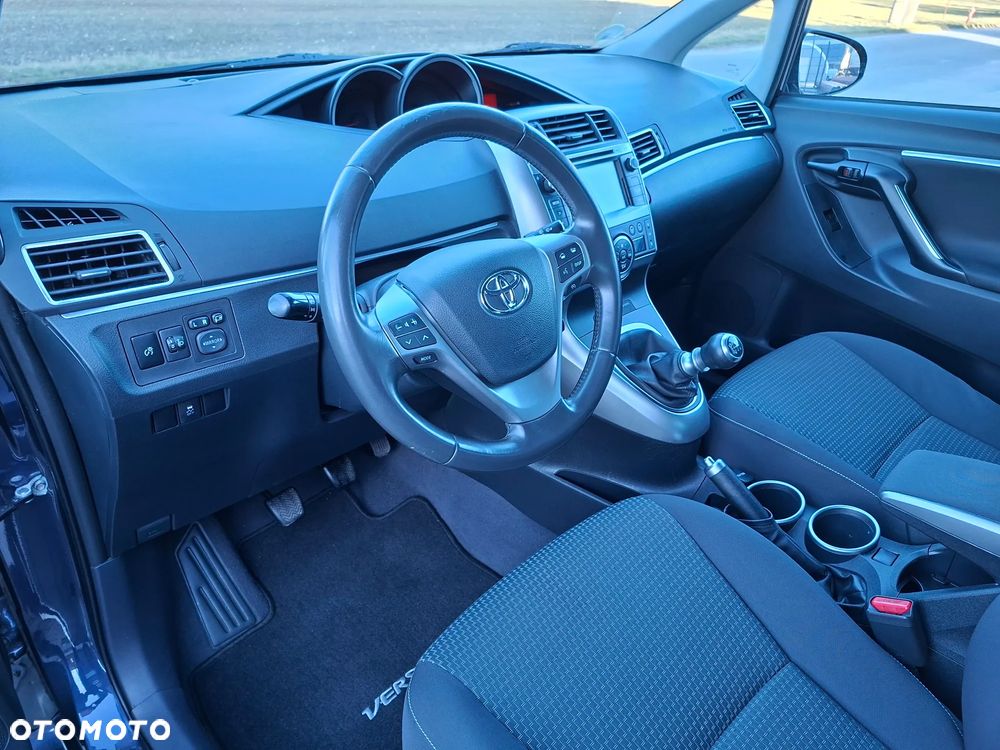 Toyota Verso - 13