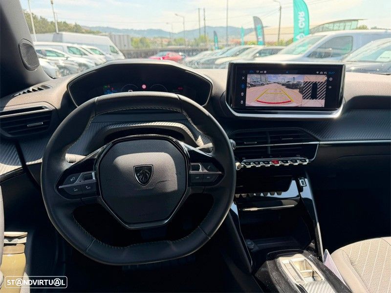 Peugeot e-2008 50 kWh Allure - 11