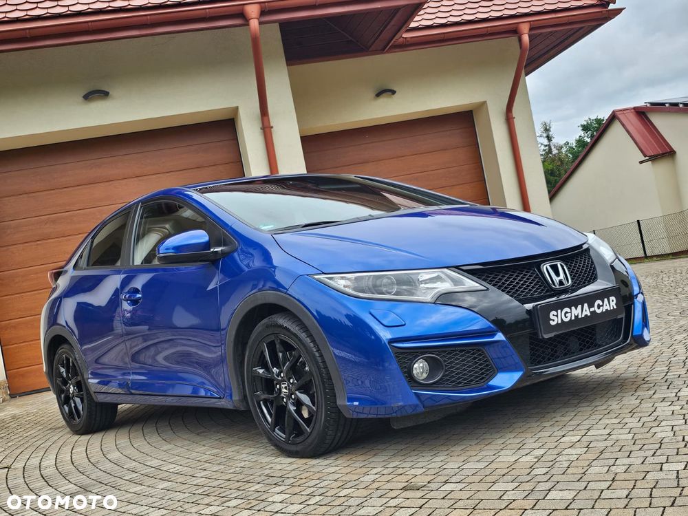 Honda Civic 1.8 i-VTEC Sport Black Edition - 13