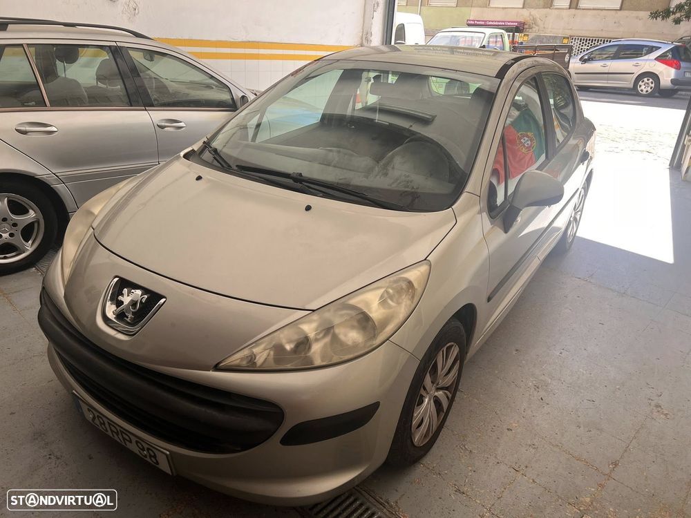 Peugeot 207 70 HDi FAP Filou - 3