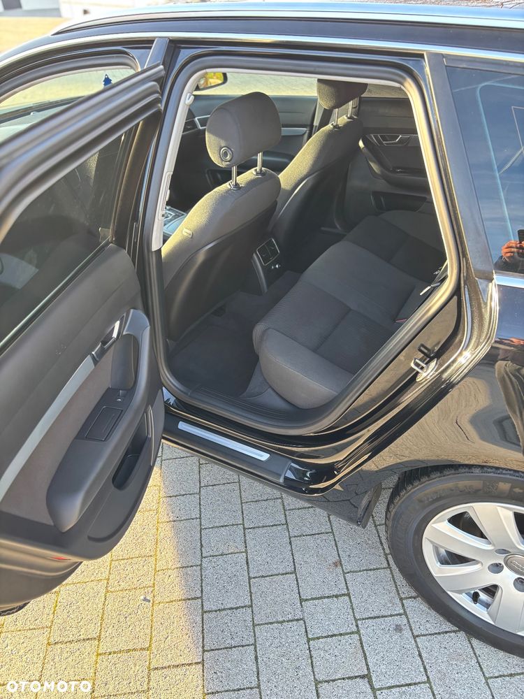 Audi A6 Avant - 17