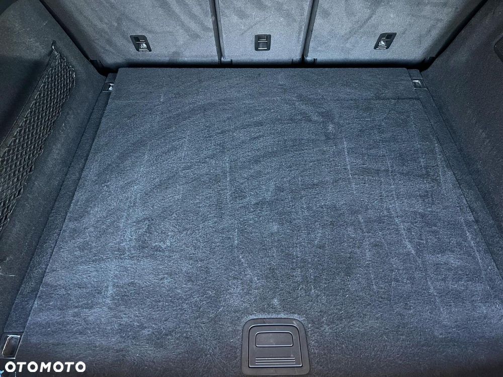 Porsche Cayenne Standard - 34