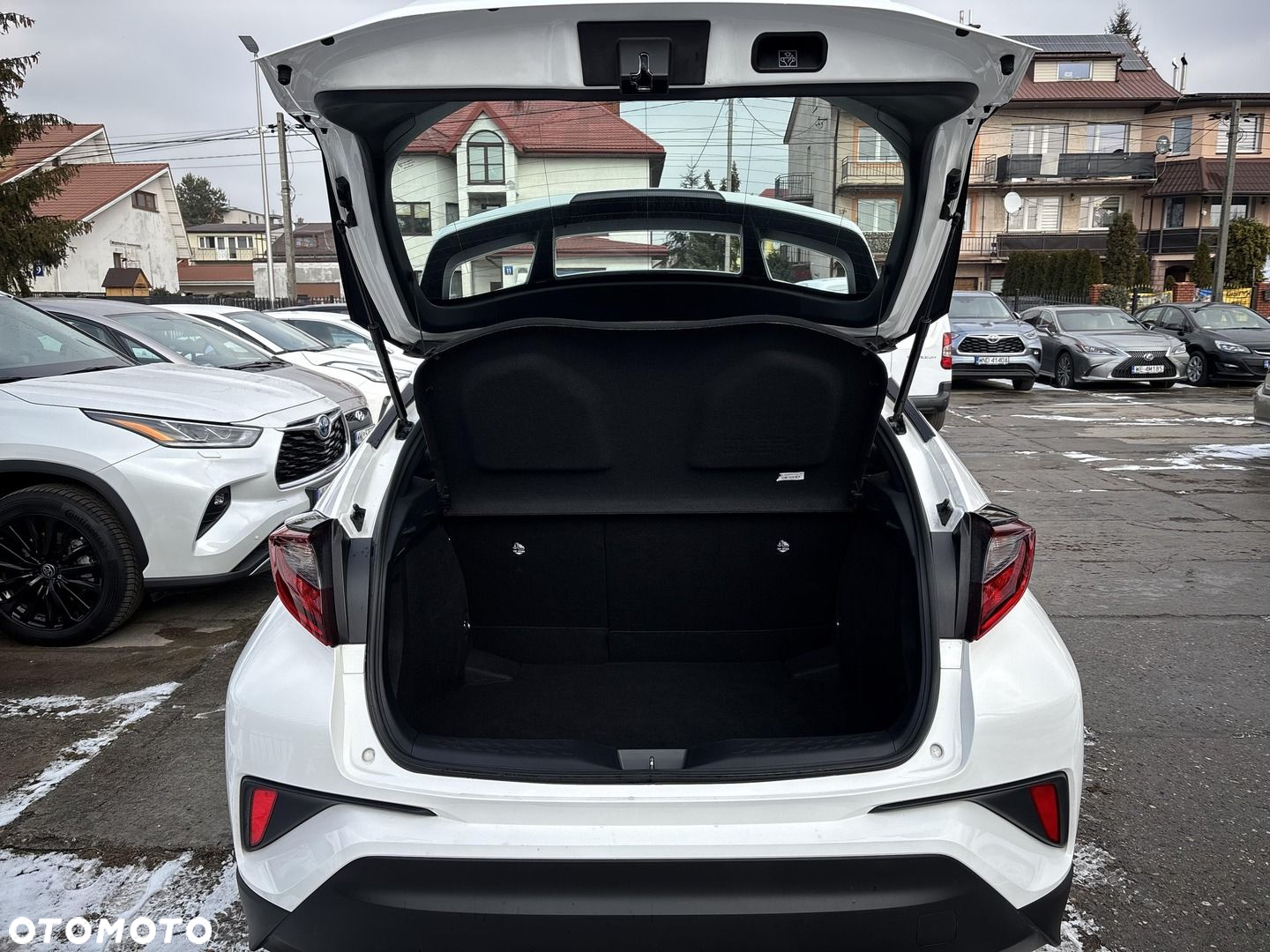 Toyota C-HR - 17
