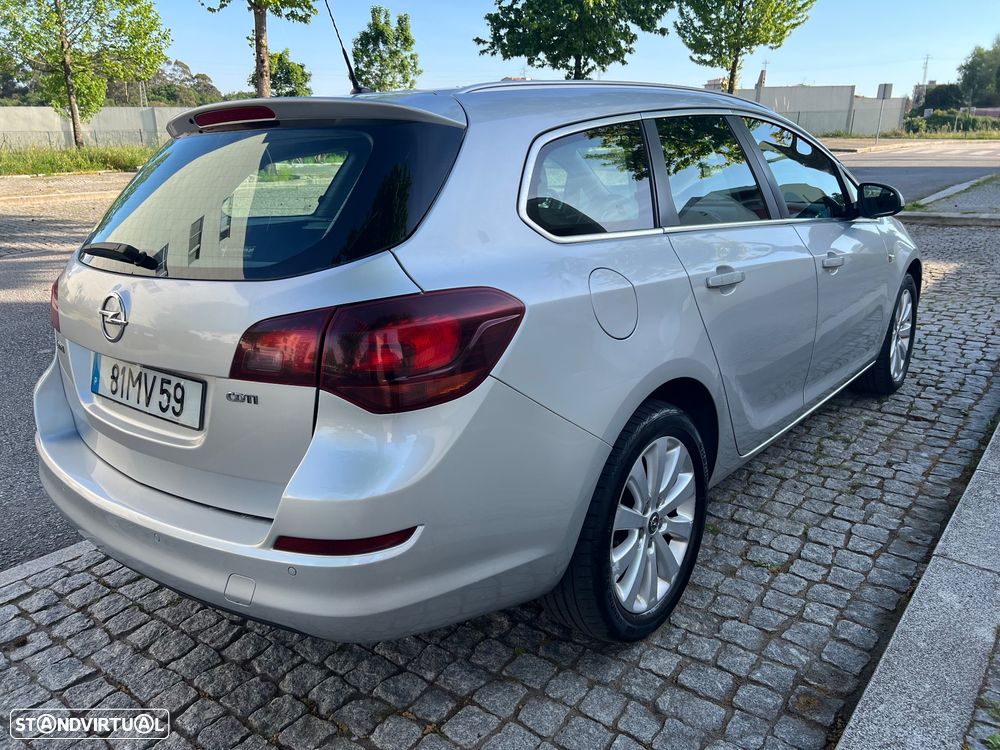 Opel Astra Sports Tourer 1.7 CDTi Cosmo - 2
