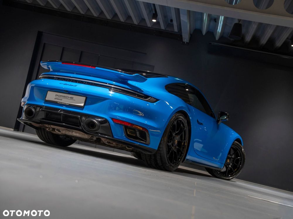 Porsche 911 Turbo S - 25
