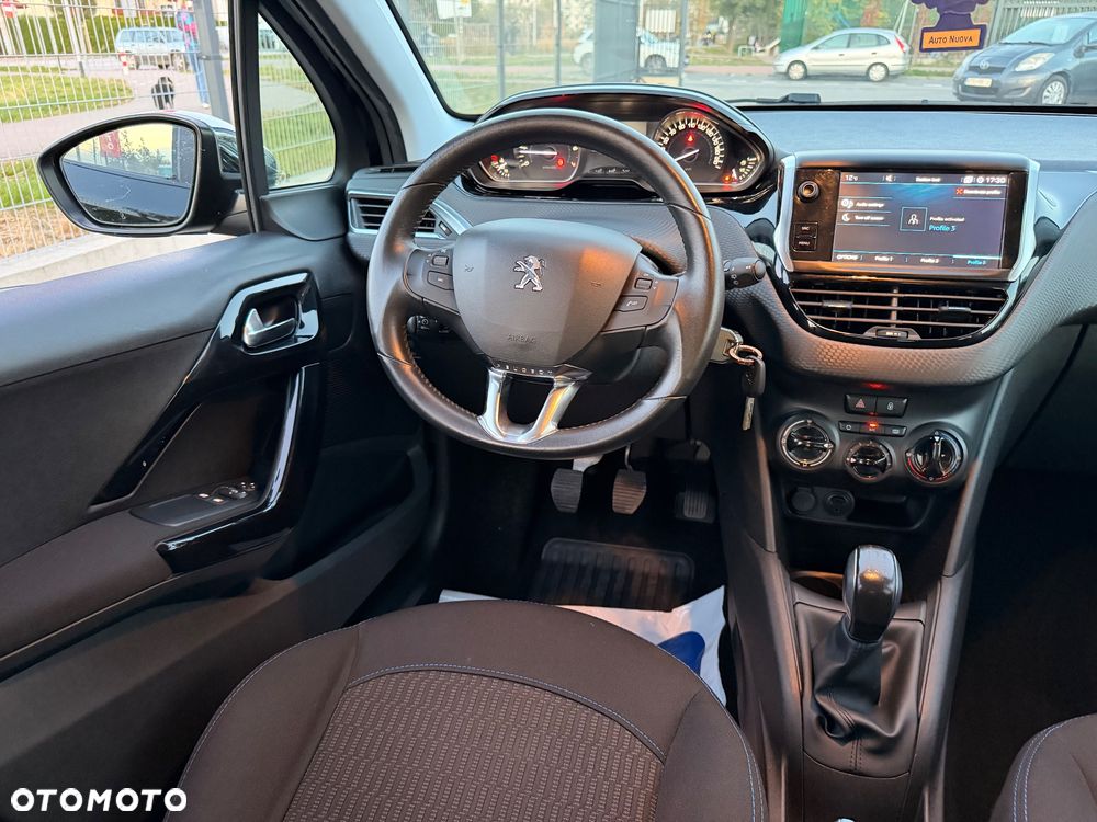 Peugeot 208 - 20