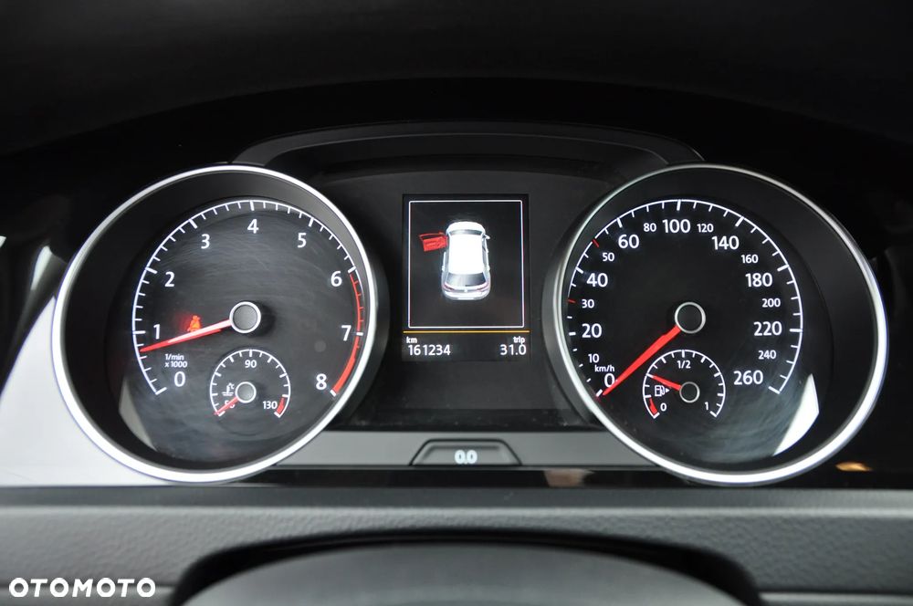 Volkswagen Golf - 16