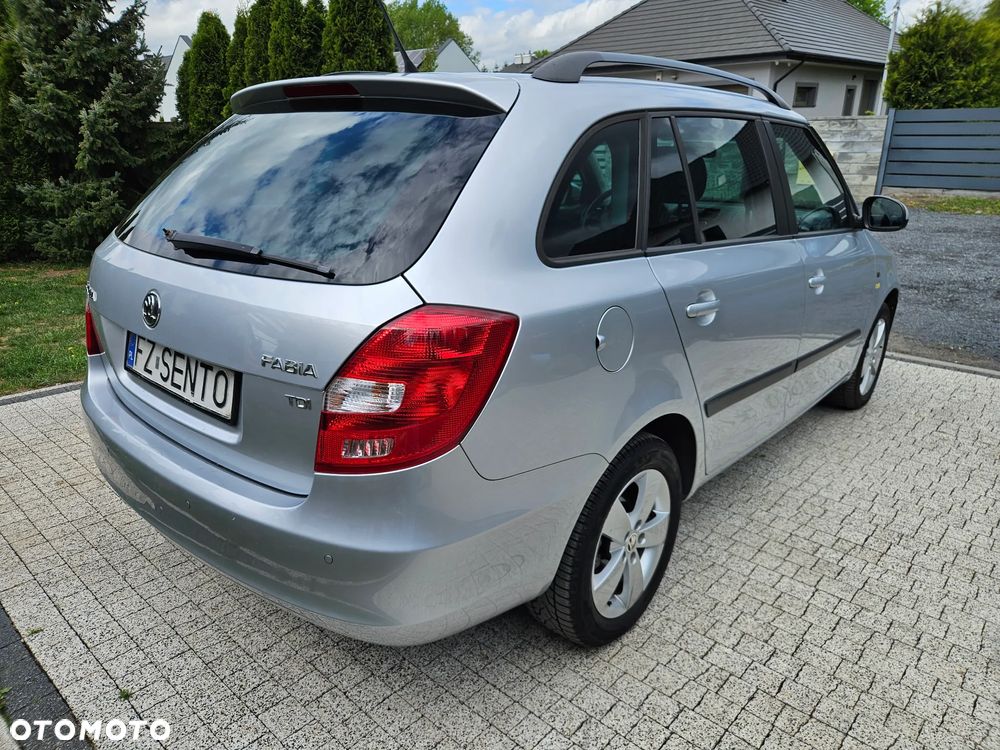 Skoda Fabia 1.6 TDI DPF STYLE EDITION - 4
