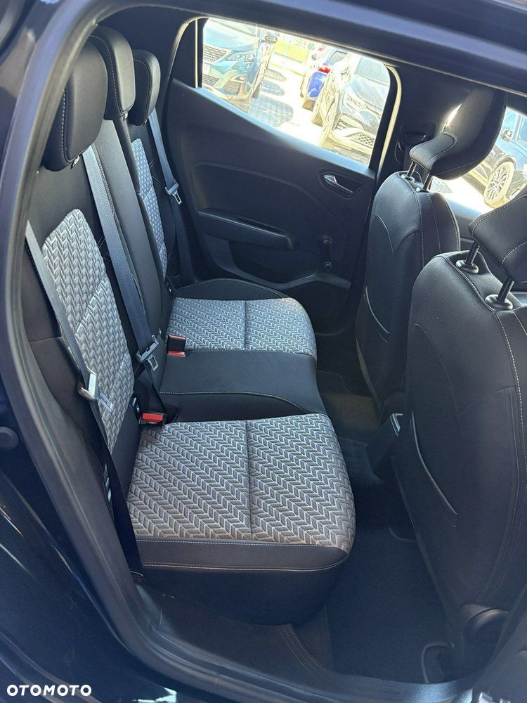 Renault Clio - 14