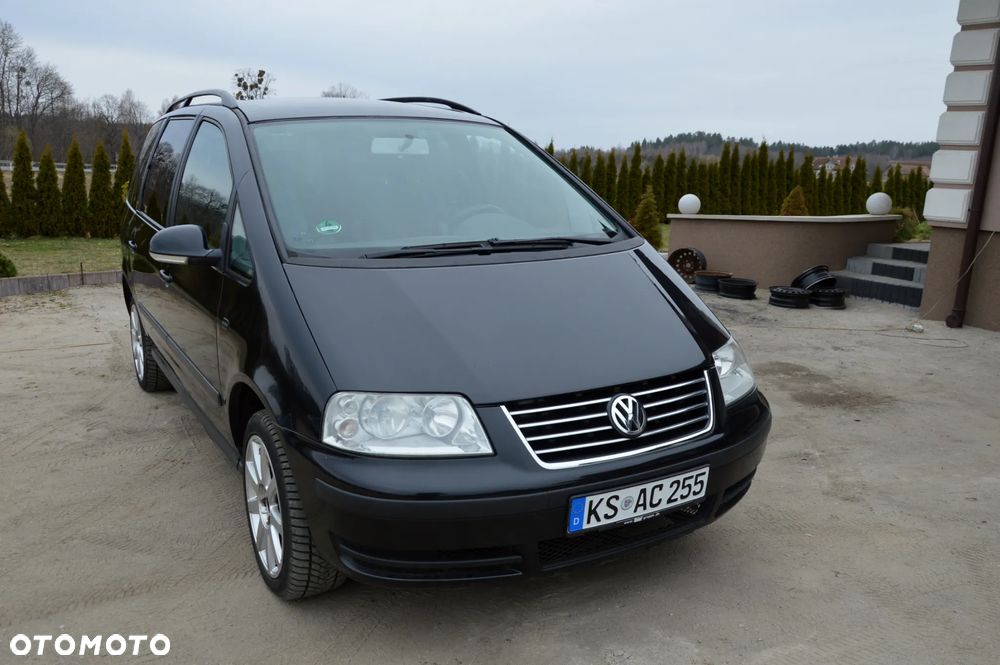Volkswagen Sharan 1.9 TDI Comfortline Family - 11